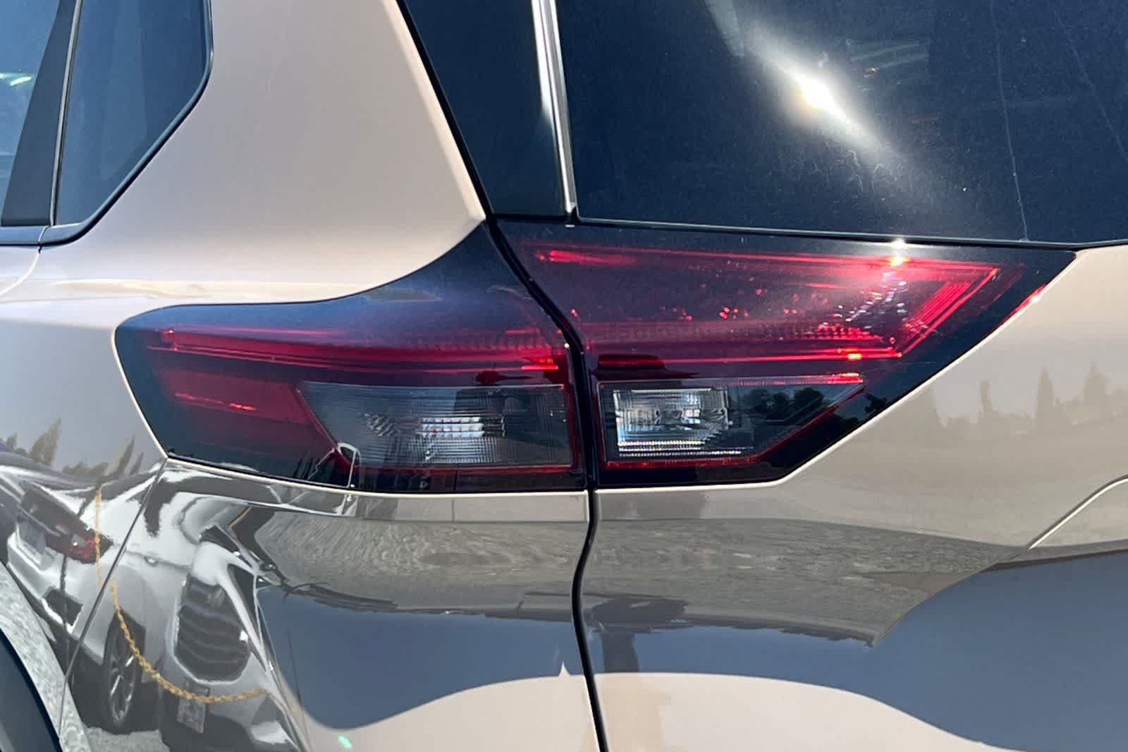 New 2026 Nissan Rogue SV AWD/4WD image 34