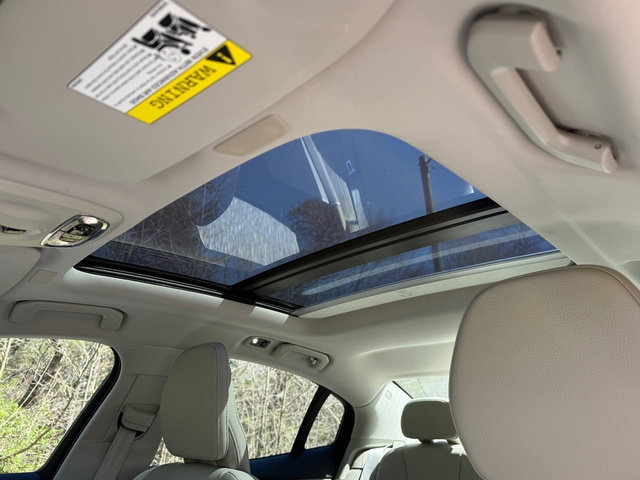 Used 2020 Volvo S60 T5 Momentum image 30