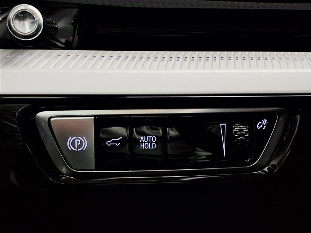 Certified 2026 Cadillac Optiq Sport 1 image 22