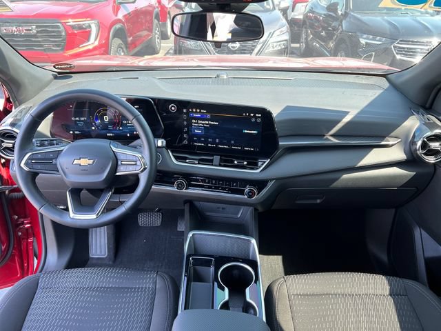Certified 2025 Chevrolet Equinox LT FWD image 14