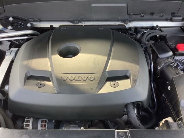 Used 2016 Volvo XC90 T6 Momentum w/ Momentum Plus Package image 12