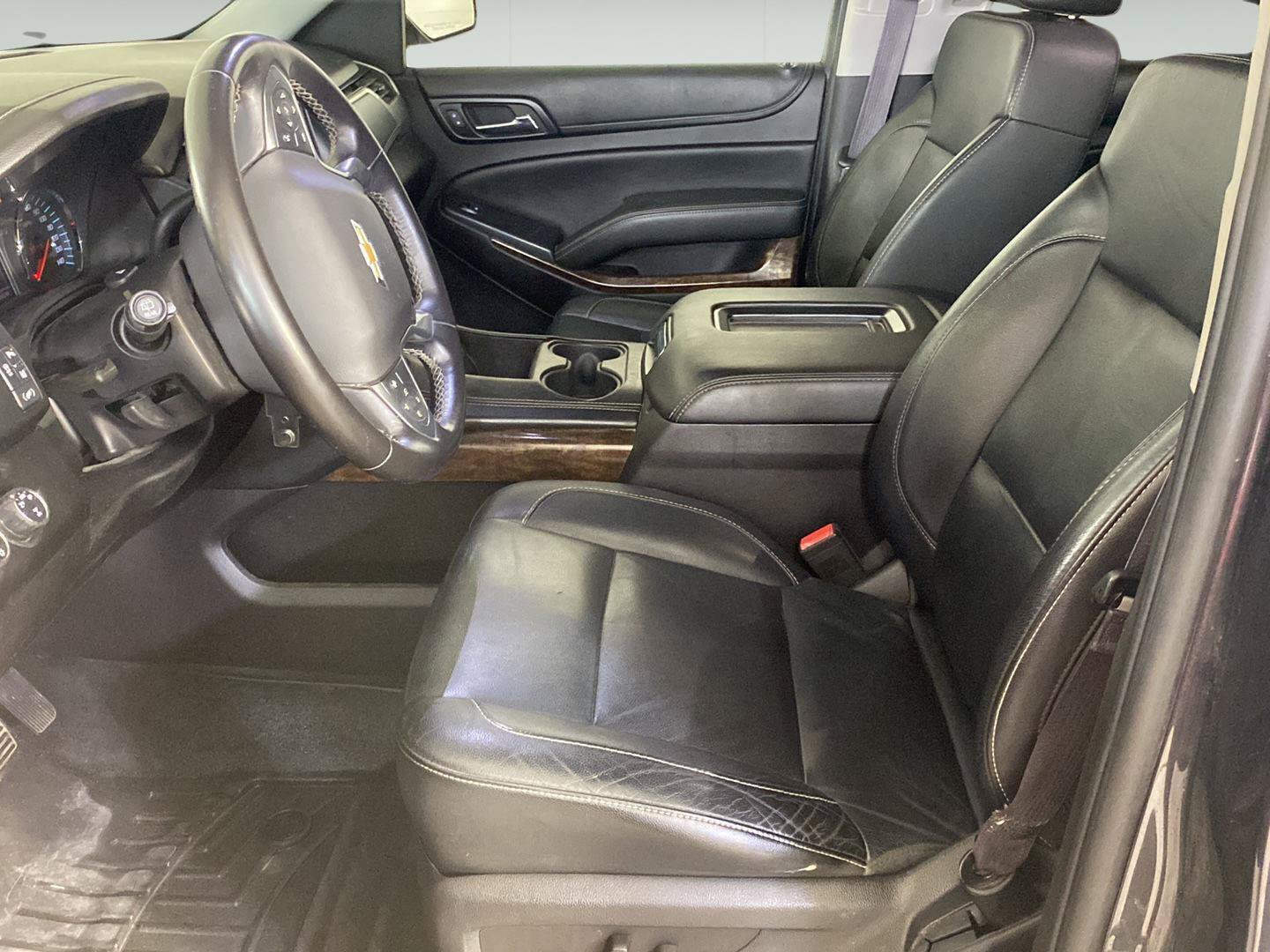 Used 2015 Chevrolet Suburban LT AWD/4WD image 8