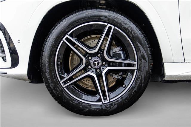 New 2026 Mercedes-Benz GLS 450 4MATIC image 9