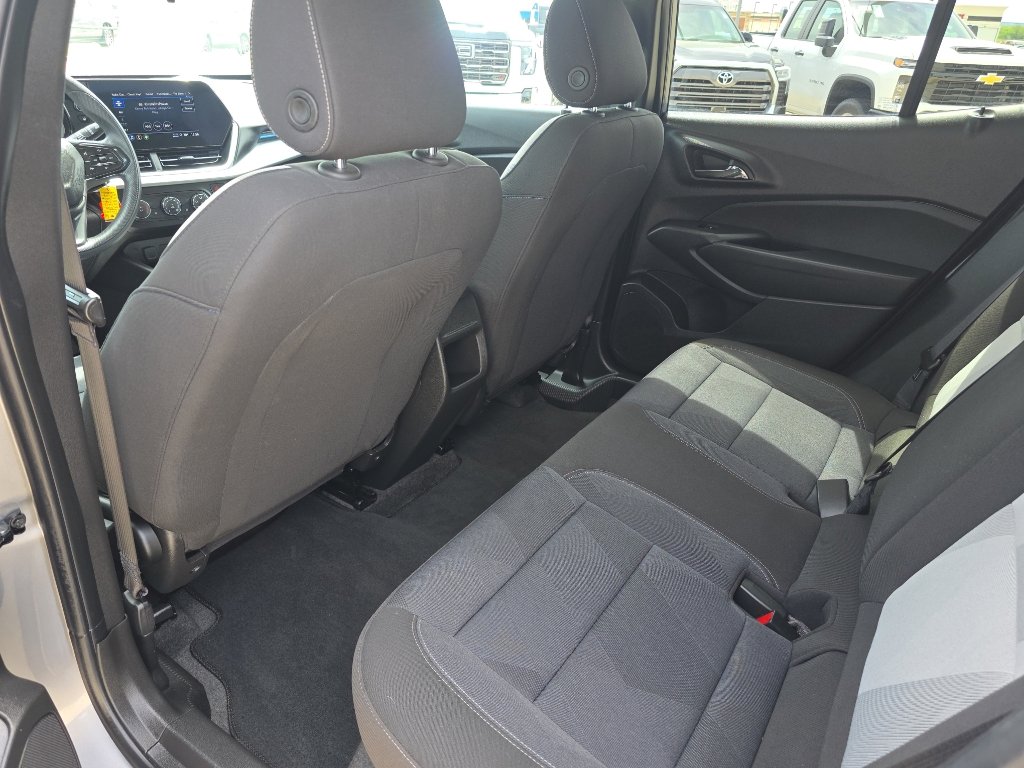 Certified 2025 Chevrolet Trax LS w/ LS Convenience Package image 13