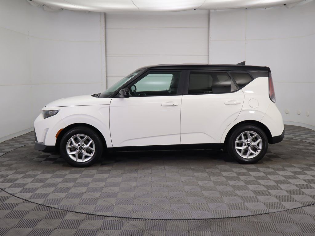 Used 2023 Kia Soul S image 8