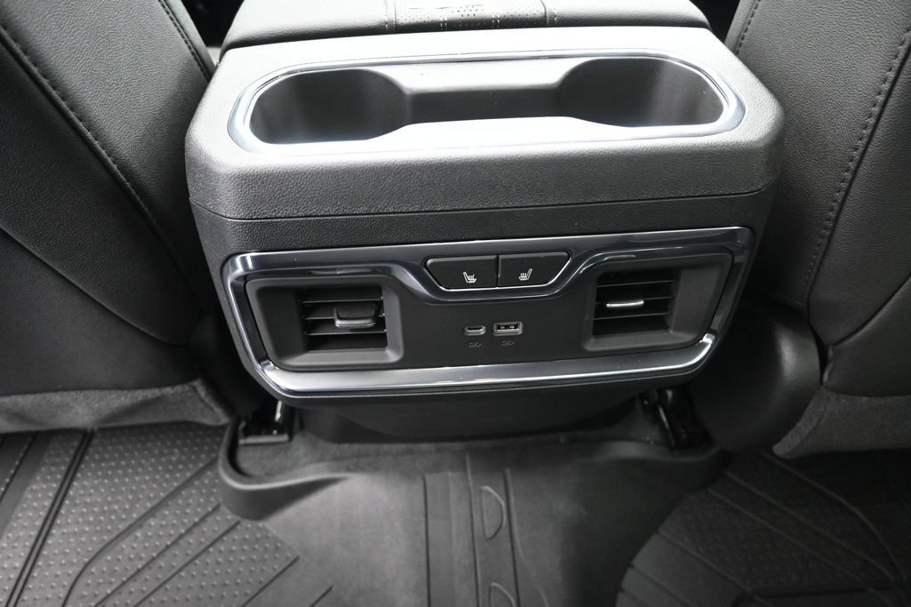 New 2026 Chevrolet Silverado 1500 High Country w/ High Country Premium Package AWD/4WD image 20