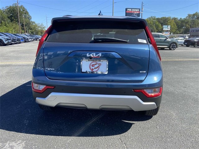 New 2025 Kia Niro EX image 3