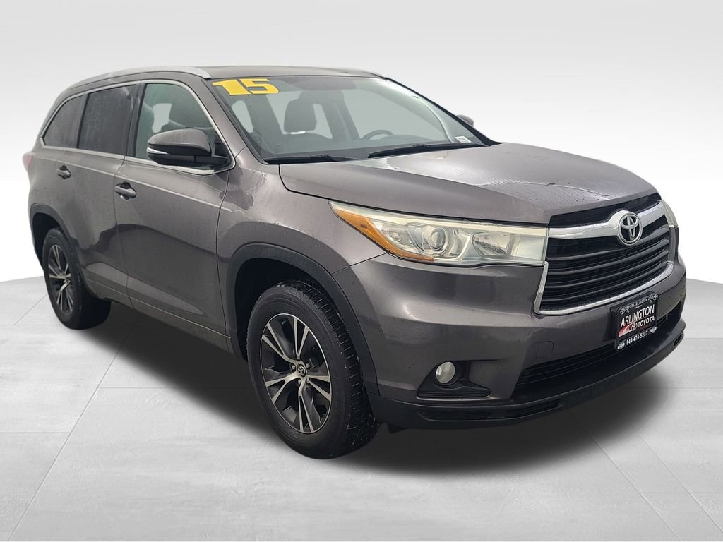Used 2015 Toyota Highlander XLE image 2