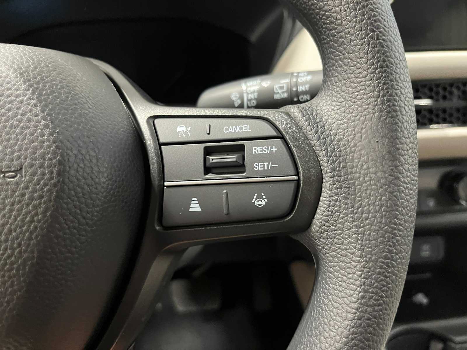 New 2027 Honda HR-V LX image 17