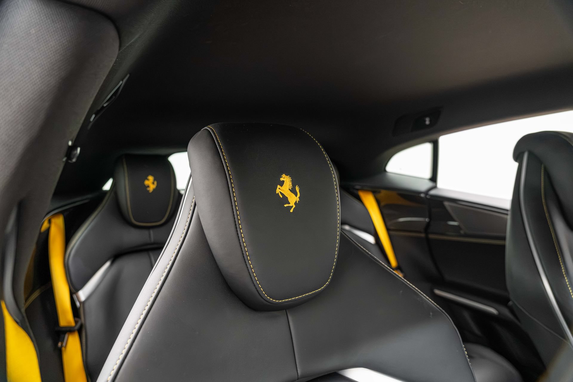 Used 2026 Ferrari Purosangue AWD/4WD image 36