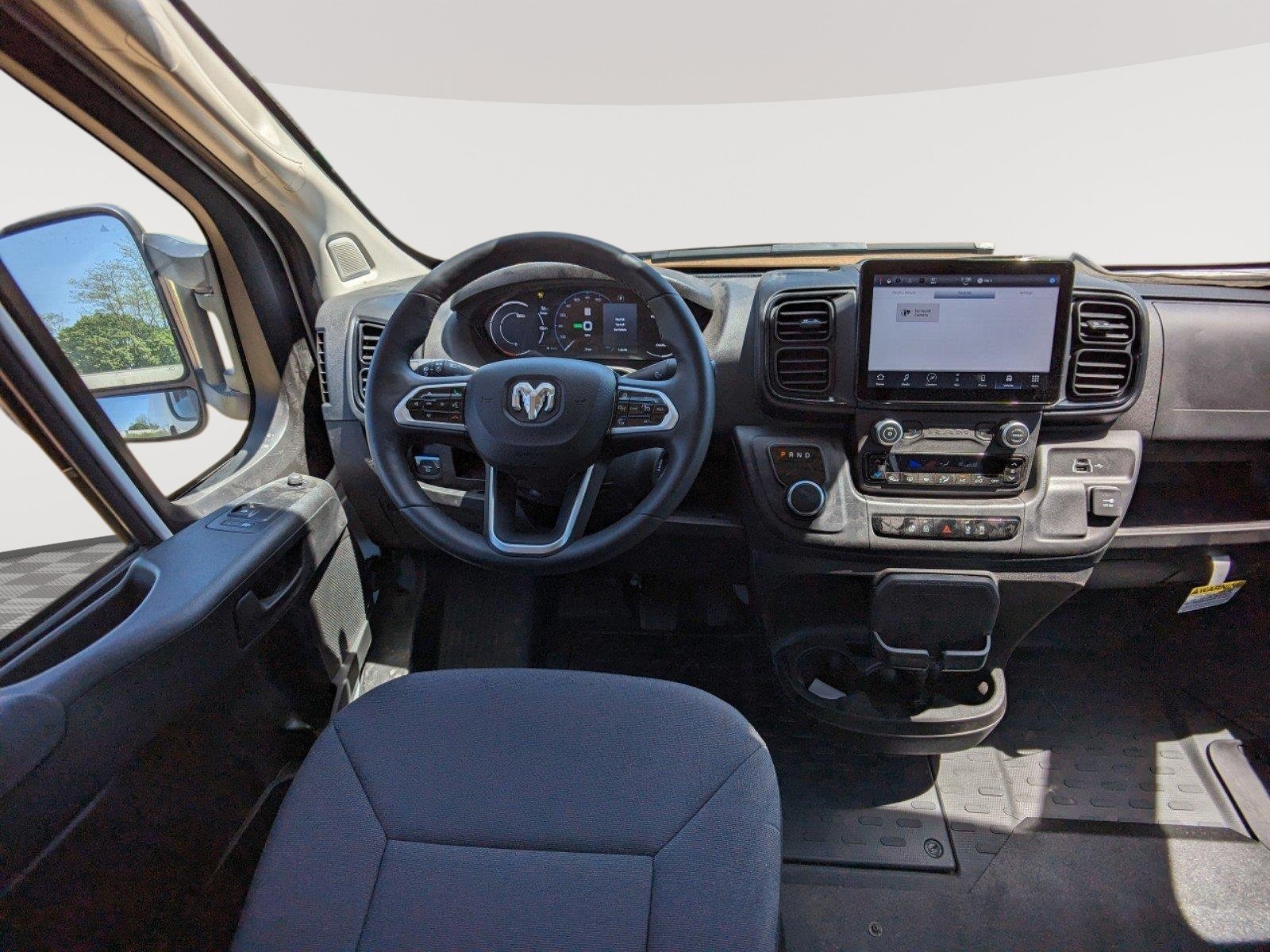 New 2024 RAM ProMaster 3500 w/ Delivery Van Package FWD image 13