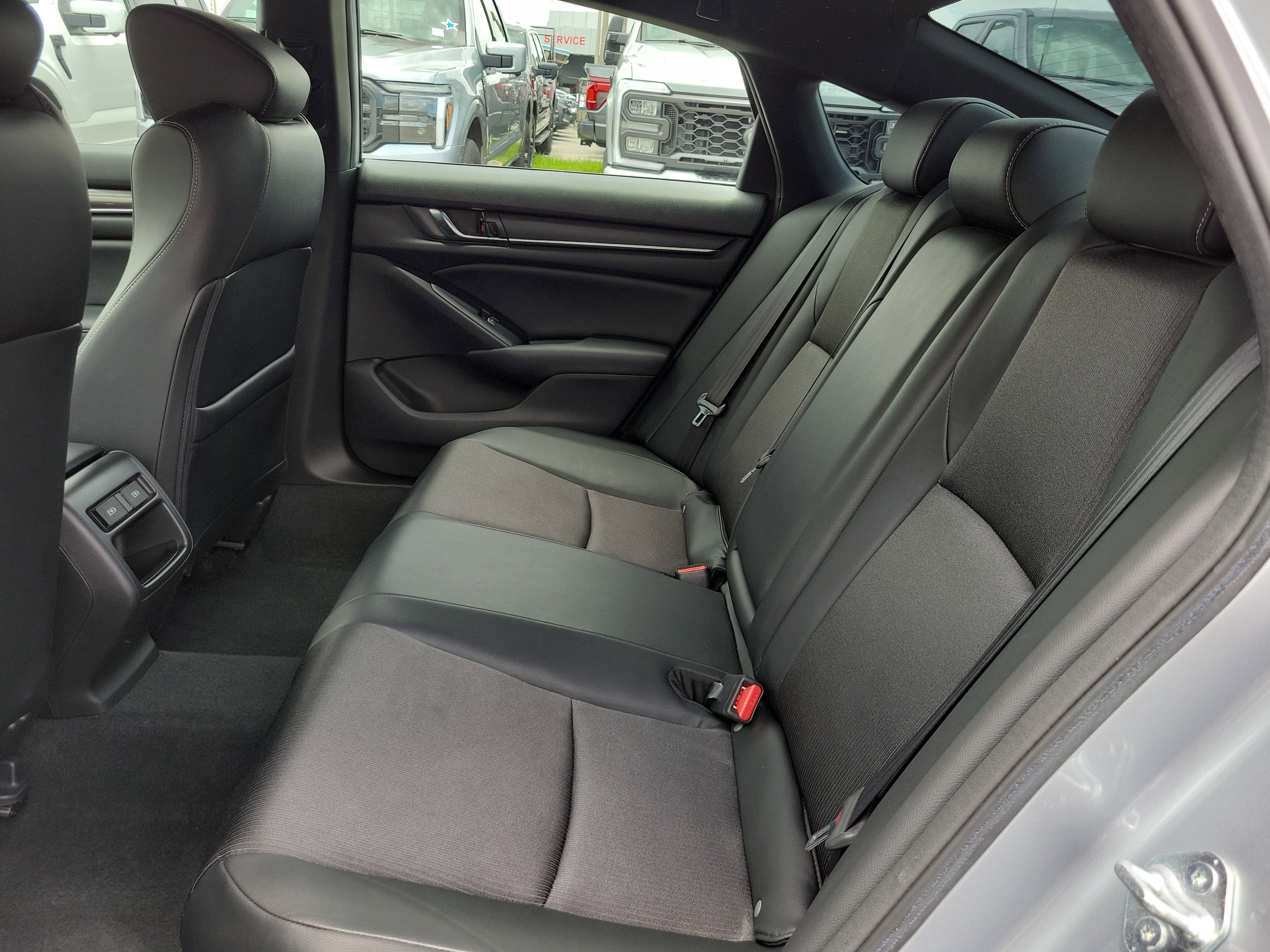 Used 2021 Honda Accord Sport image 13