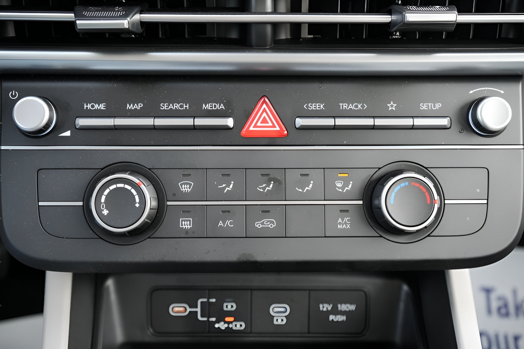 Certified 2026 Hyundai Tucson SE FWD image 32