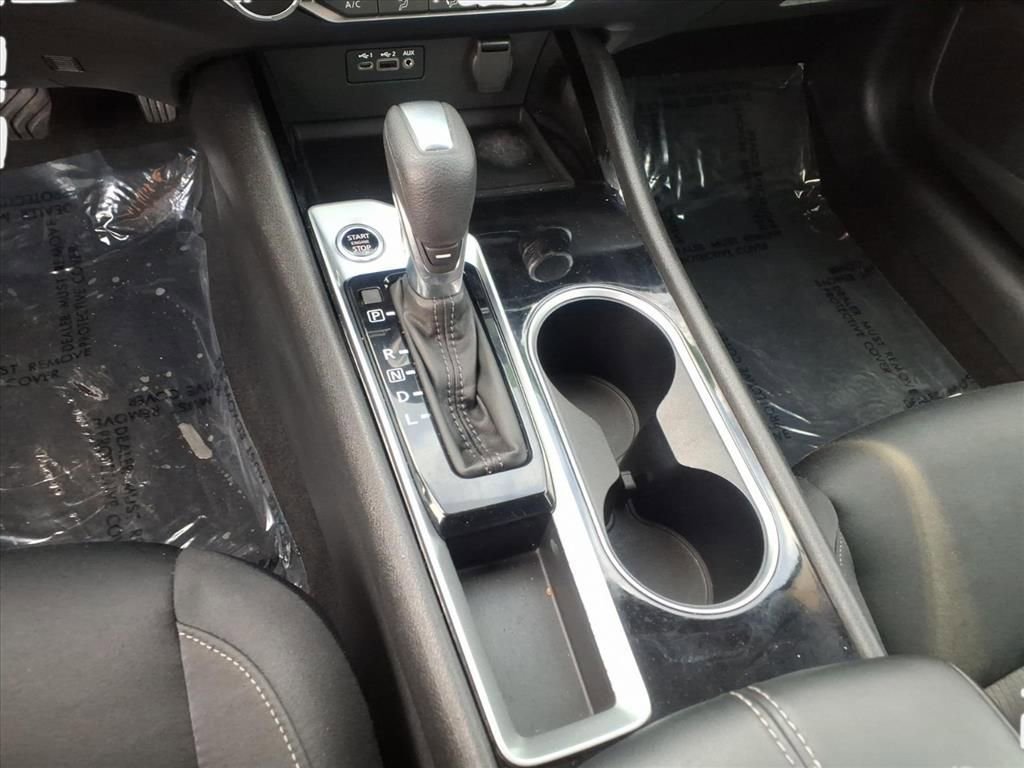 Used 2024 Nissan Altima 2.5 SV image 23