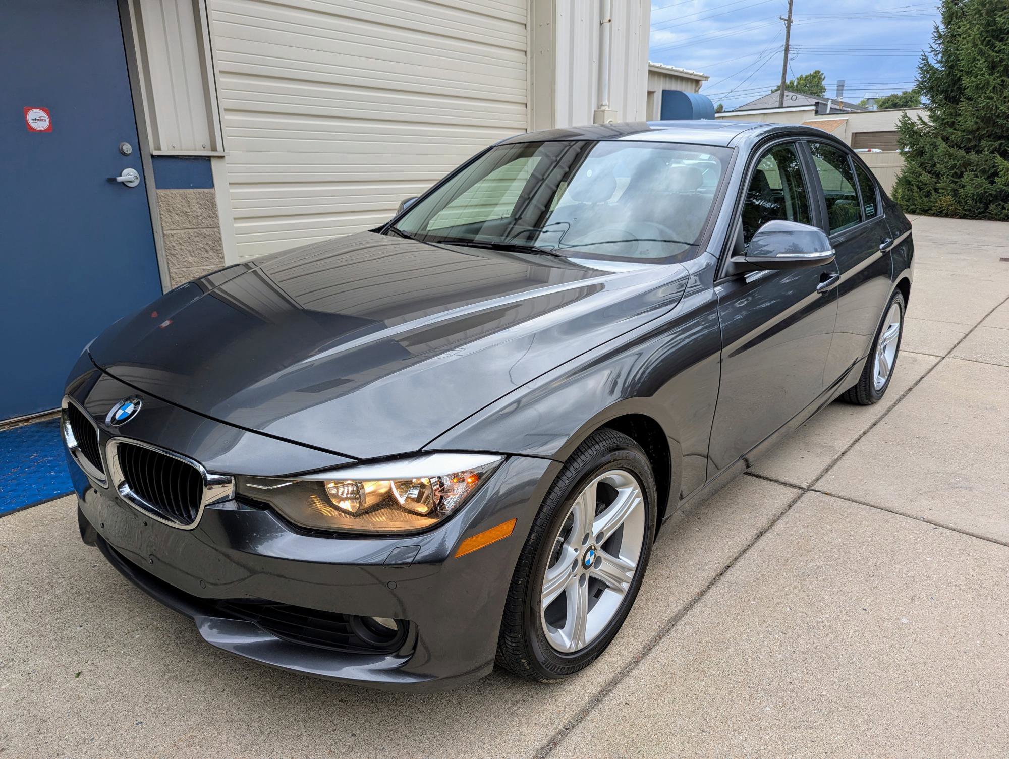 Used 2014 BMW 328i xDrive Sedan image 1