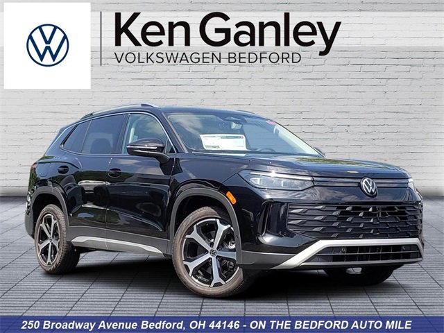 New 2025 Volkswagen Tiguan SE