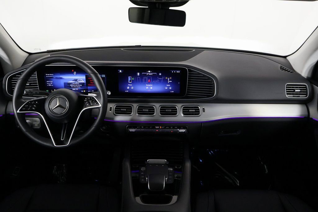 Certified 2024 Mercedes-Benz GLE 450 4MATIC w/ Winter Package image 8