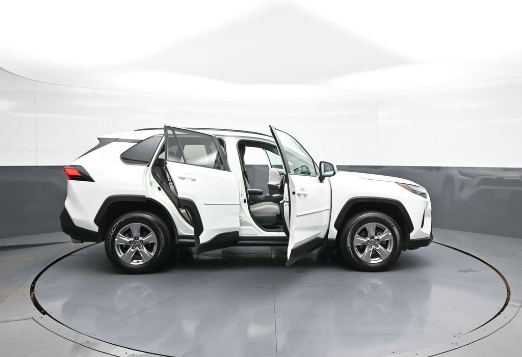 Used 2023 Toyota RAV4 XLE w/ XLE Grade Weather Package AWD/4WD image 41