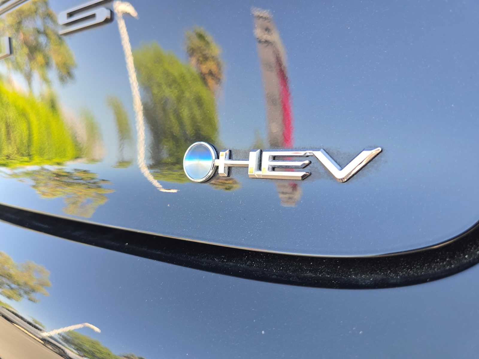 Used 2025 Toyota Prius XLE image 13