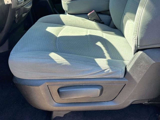 Used 2018 RAM 1500 Express AWD/4WD image 6