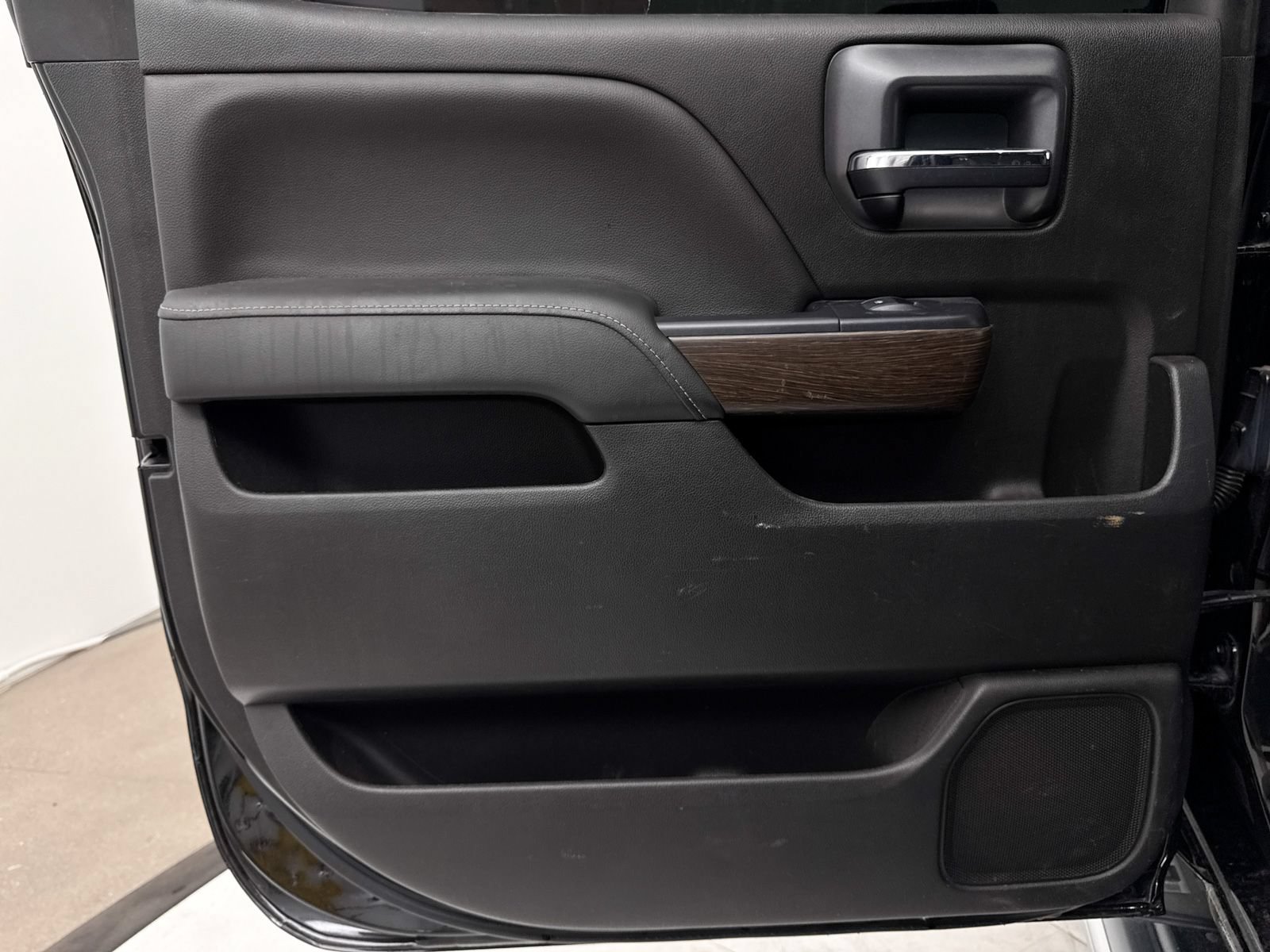 Used 2019 GMC Sierra 2500 Denali AWD/4WD image 29