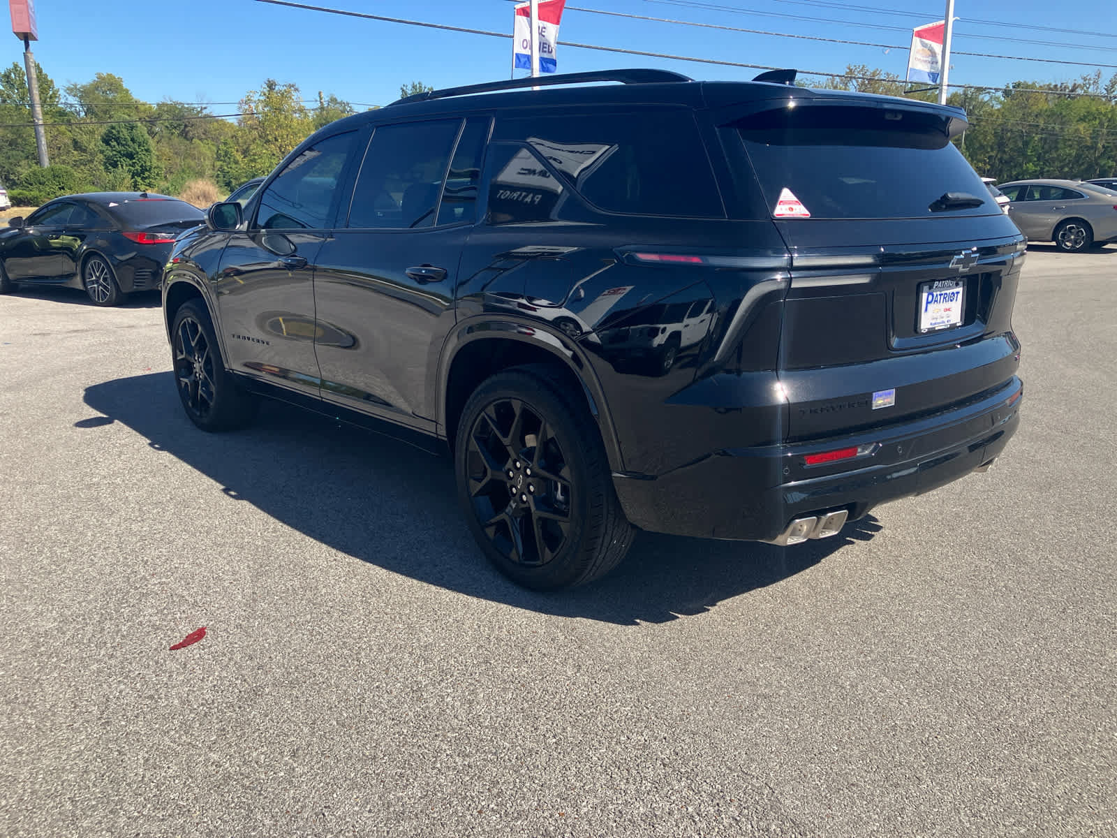 Used 2026 Chevrolet Traverse RS w/ LPO, Floor Liner Package FWD image 4