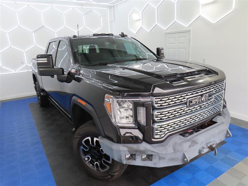 Used 2023 GMC Sierra 2500 Denali w/ Denali Black Diamond Edition AWD/4WD image 5