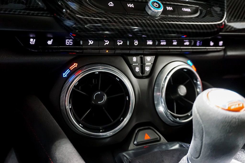 Used 2018 Chevrolet Camaro ZL1 image 30
