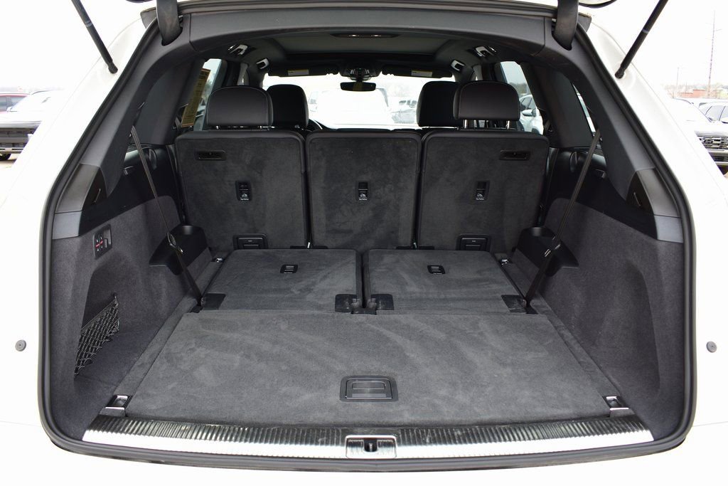 Used 2025 Audi Q7 3.0T Premium Plus image 27