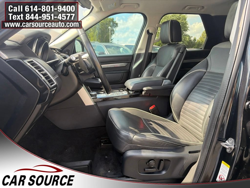 Used 2017 Land Rover Discovery First Edition AWD/4WD image 16