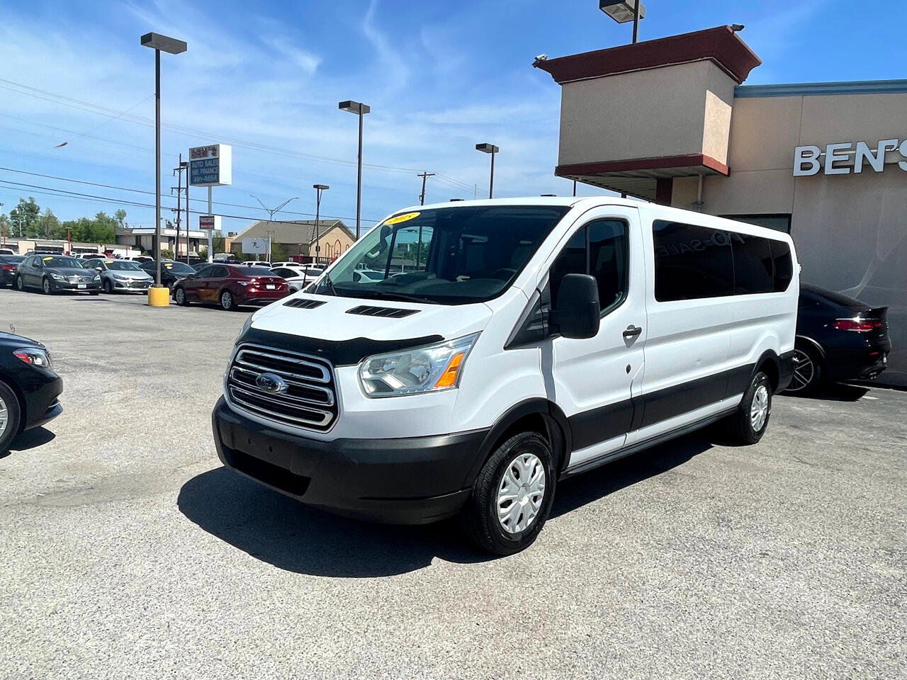 Used 2015 Ford Transit 350 XLT image 2
