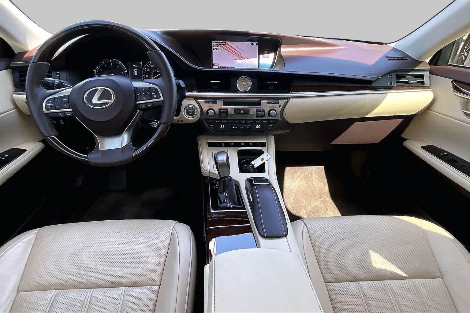 Used 2016 Lexus ES 350 FWD image 16