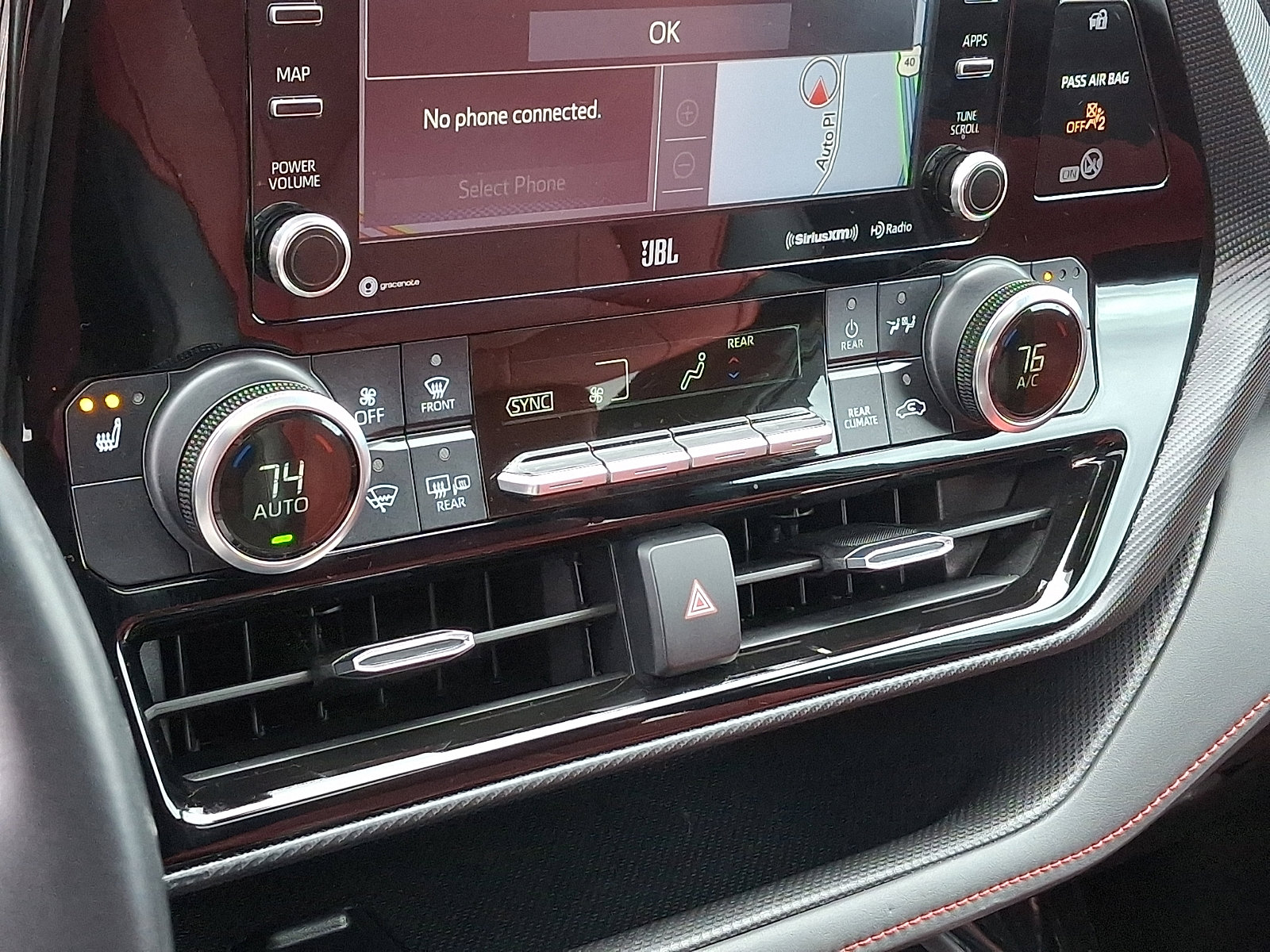 Used 2022 Toyota Highlander XSE image 17