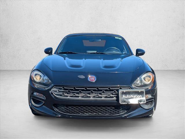 Used 2017 FIAT 124 Spider Classica RWD image 2