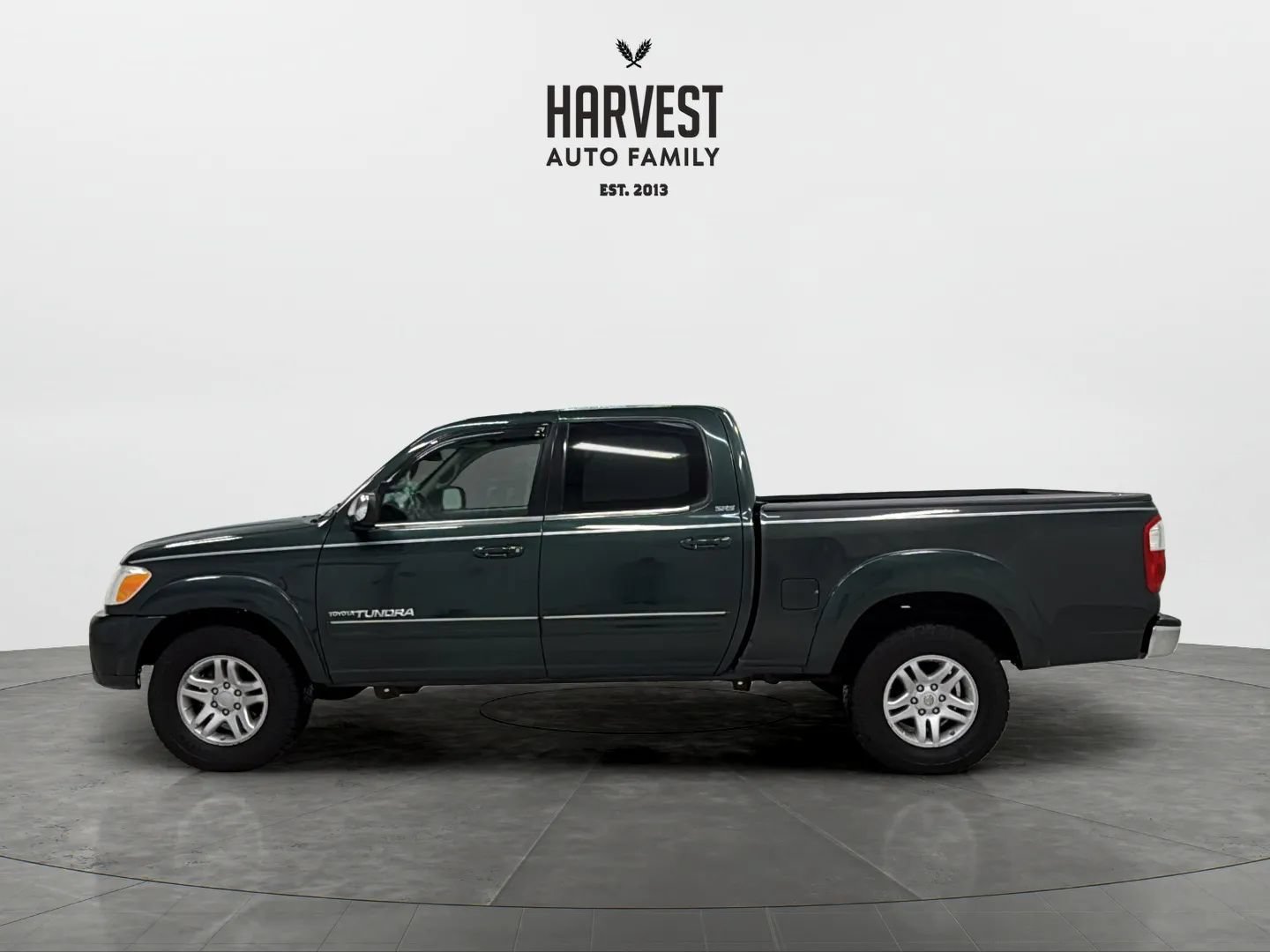 Used 2005 Toyota Tundra Limited AWD/4WD image 2
