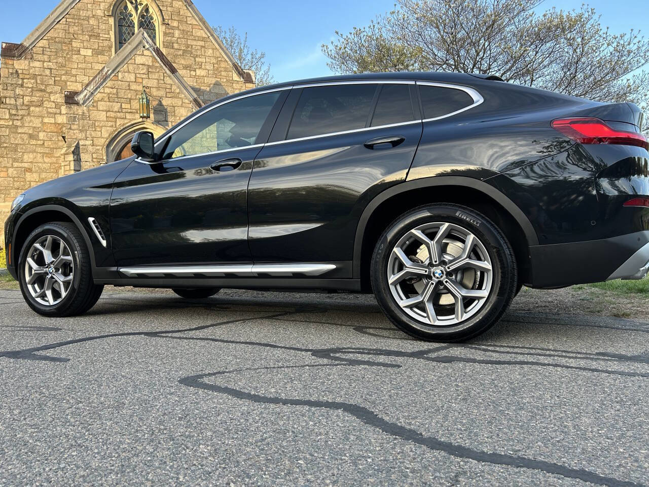 Used 2022 BMW X4 xDrive30i w/ Premium Package 2 image 11