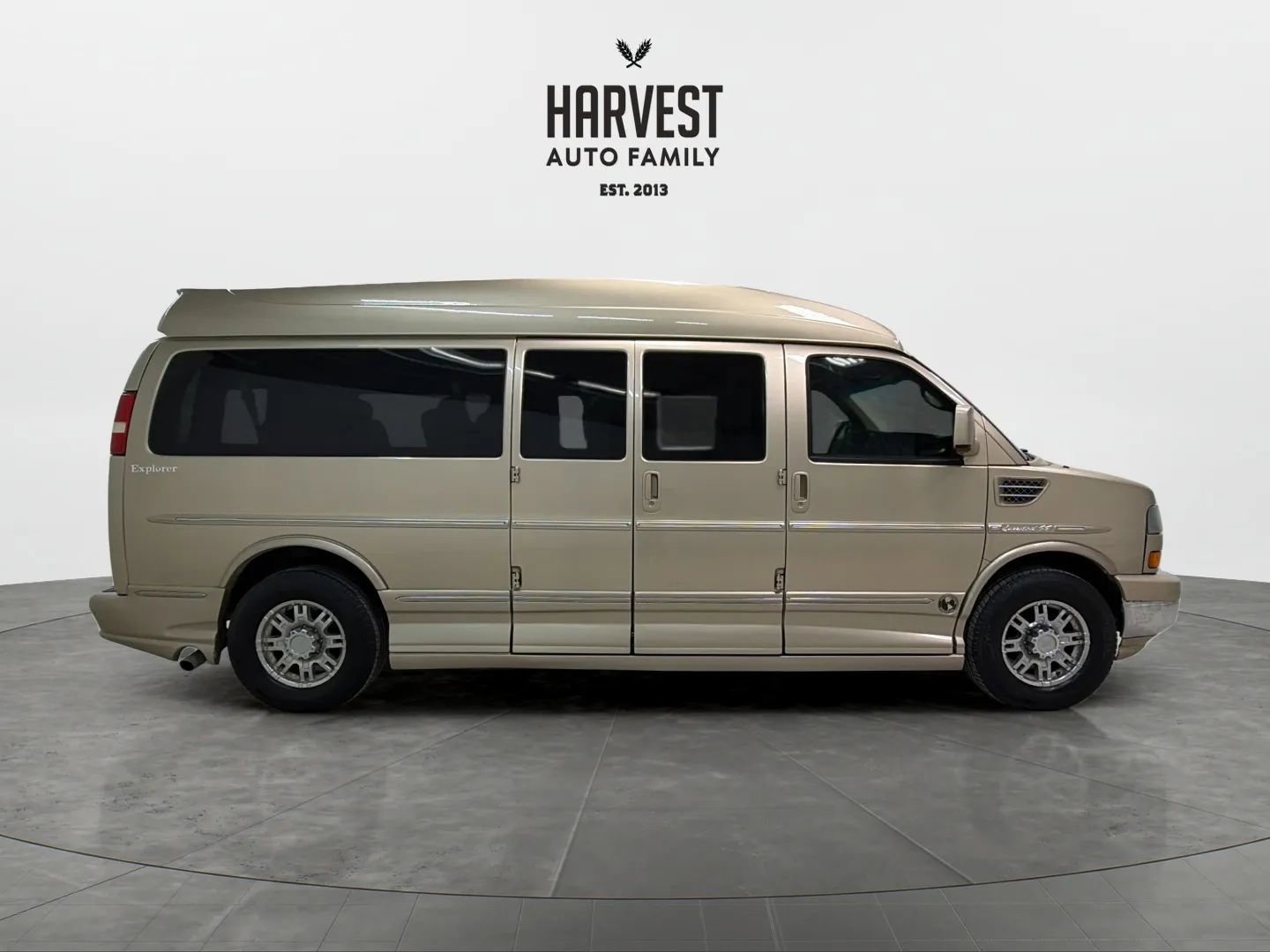 Used 2011 GMC Savana 2500 Extended image 8