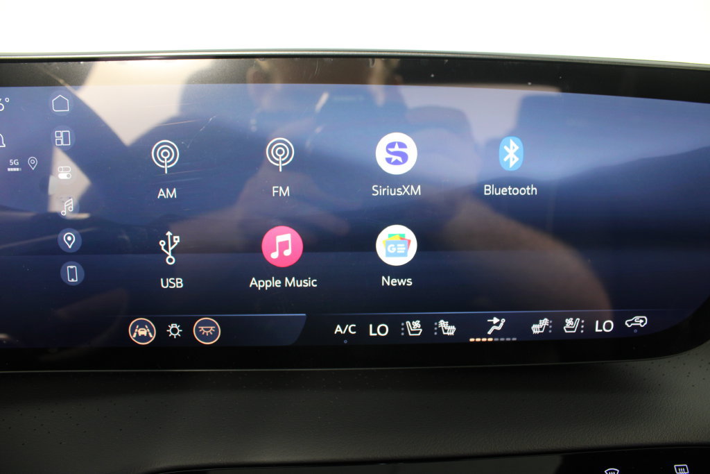 New 2027 Buick Enclave Avenir AWD/4WD image 7