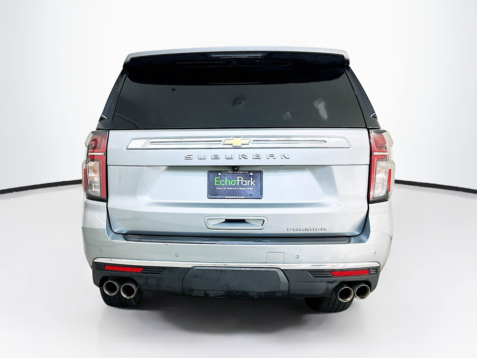 Used 2024 Chevrolet Suburban Premier image 7