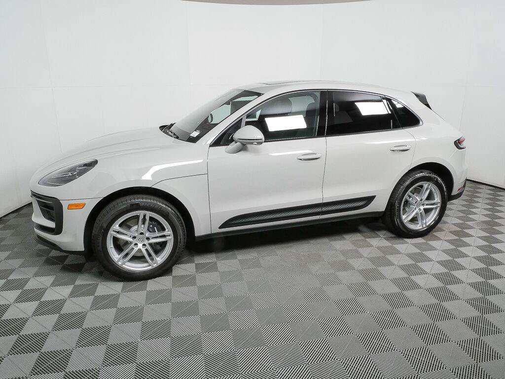 Certified 2026 Porsche Macan Turbo AWD/4WD image 2