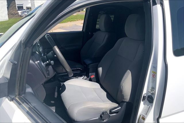 Used 2018 Toyota Tacoma SR w/ SR Convenience Package RWD image 24