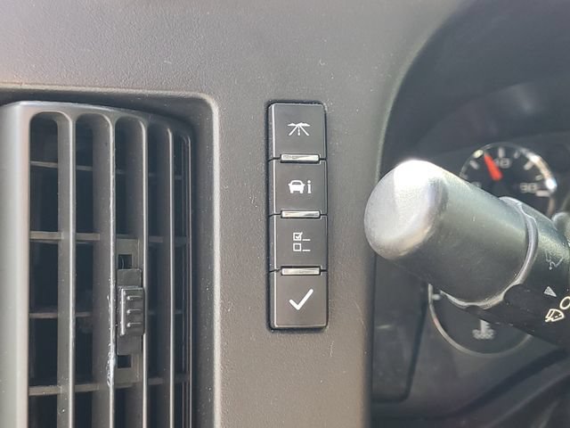 Used 2008 GMC Savana 3500 RWD image 13