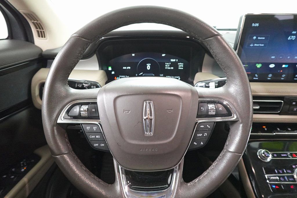 Used 2023 Lincoln Nautilus AWD w/ Premium Package image 14