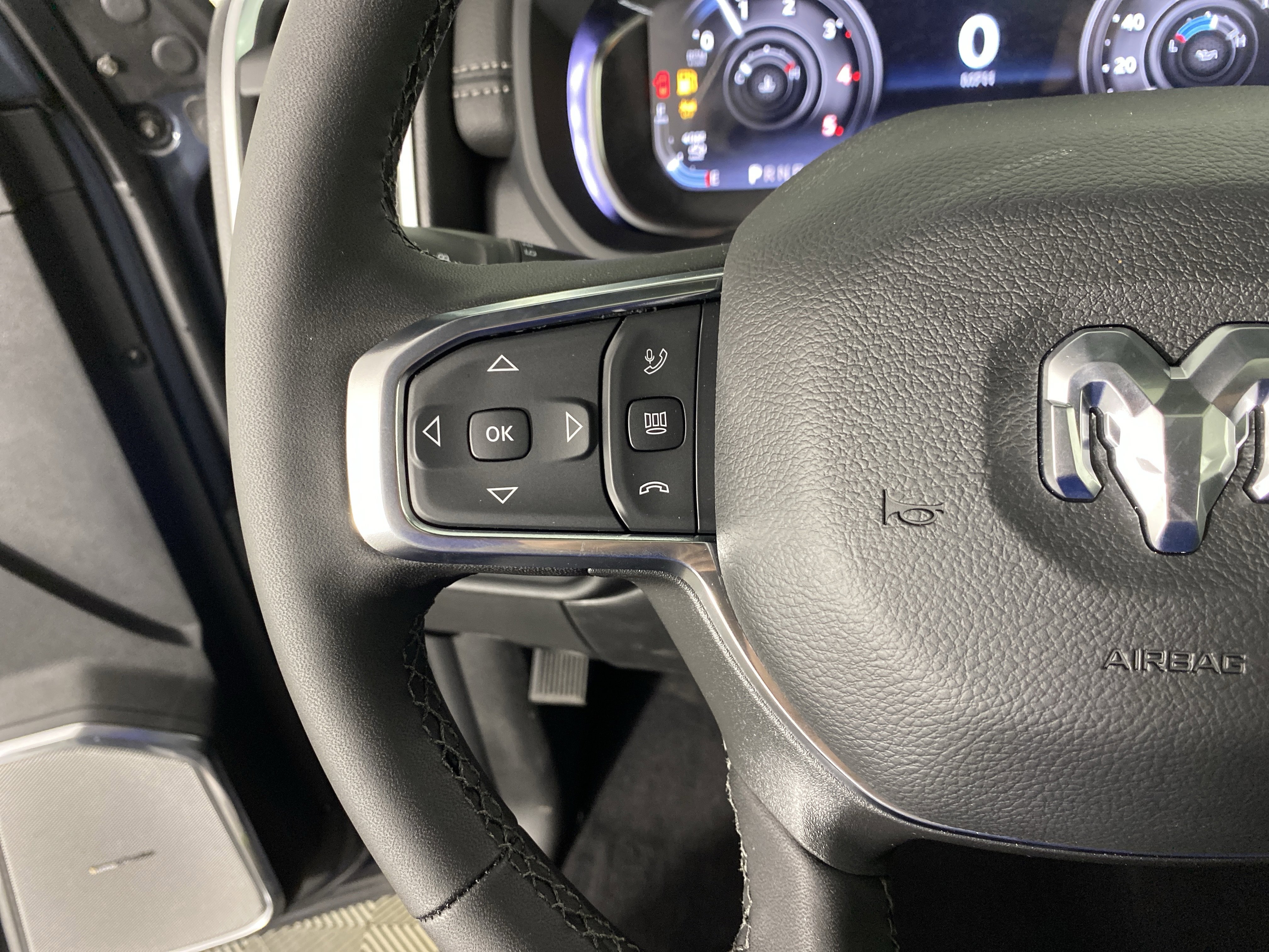 New 2026 RAM 3500 Laramie AWD/4WD image 23