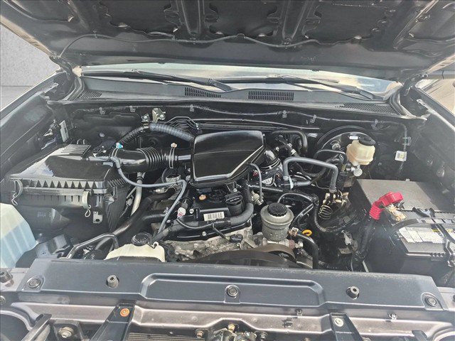 Used 2017 Toyota Tacoma SR RWD image 21