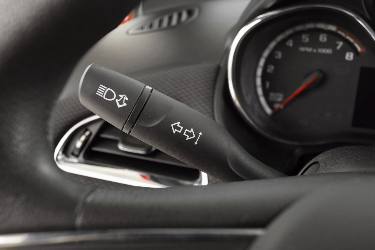 Used 2016 Chevrolet Cruze LT w/ Sun And Sound Package image 32