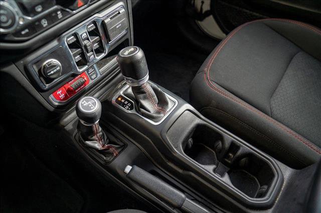 Used 2022 Jeep Wrangler Unlimited Rubicon w/ Safety Group image 19