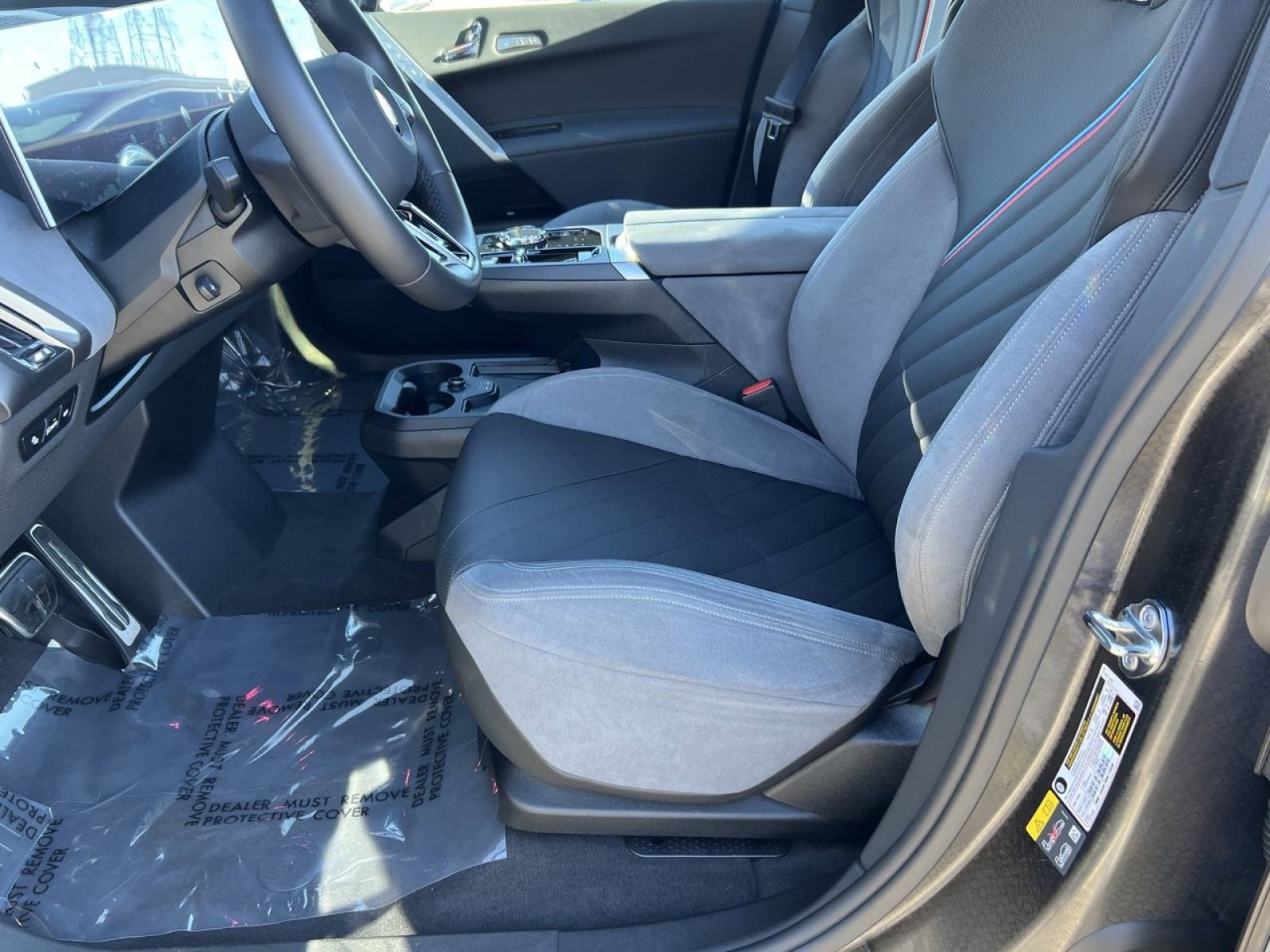 New 2026 BMW iX xDrive45 w/ M Sport Package image 14