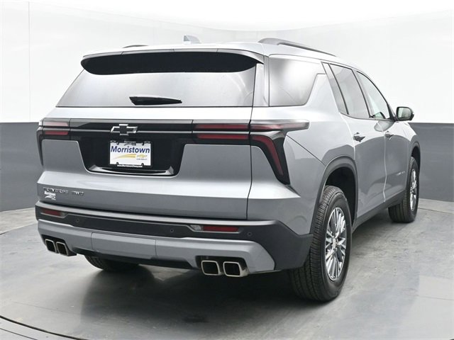 Certified 2025 Chevrolet Traverse LT w/ Driver Confidence Package image 14