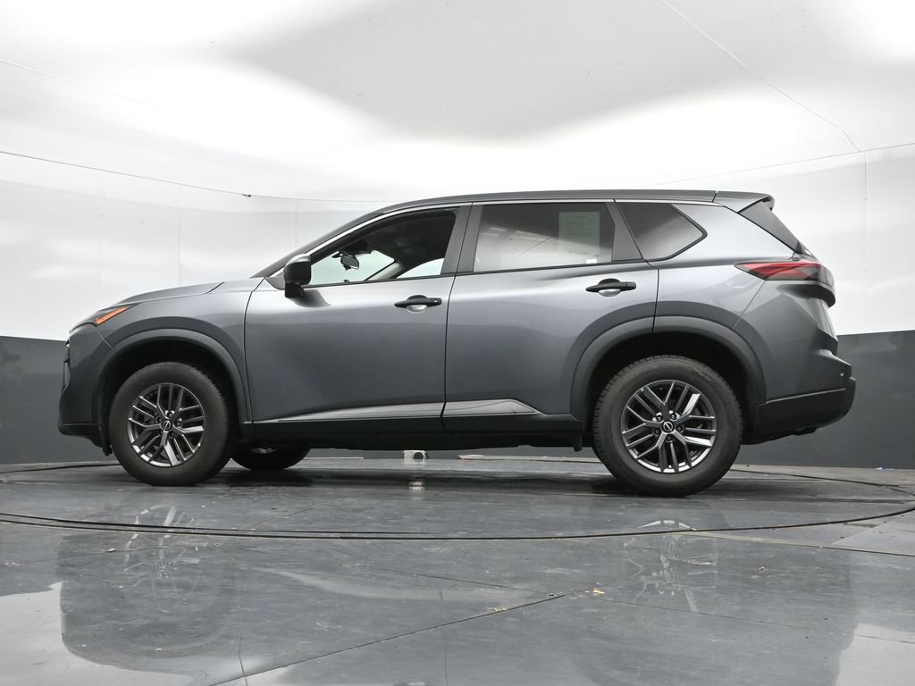 Used 2024 Nissan Rogue S AWD/4WD image 46